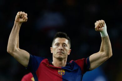 “Lewandowski pewnie nigdy nie zostanie legendą Barcelony”