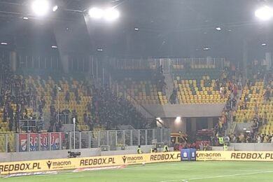 Skandal na trybunach w Katowicach. Kibice gospodarzy uciekali ze swoich miejsc