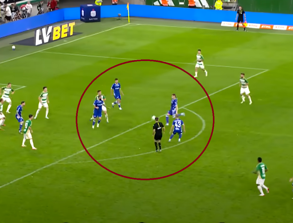Lechia gola na 1:0 straciła po tym strzale (screen: C+)