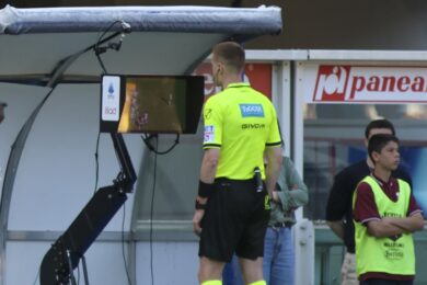 Sędziowska nowość w Serie A. Kibice tylko na to czekali