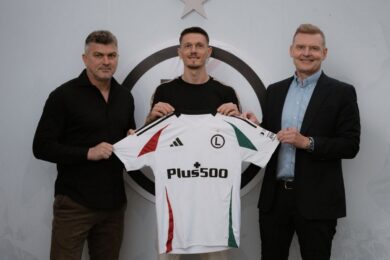 OFICJALNIE: Legia Warszawa ogłosiła transfer skrzydłowego!