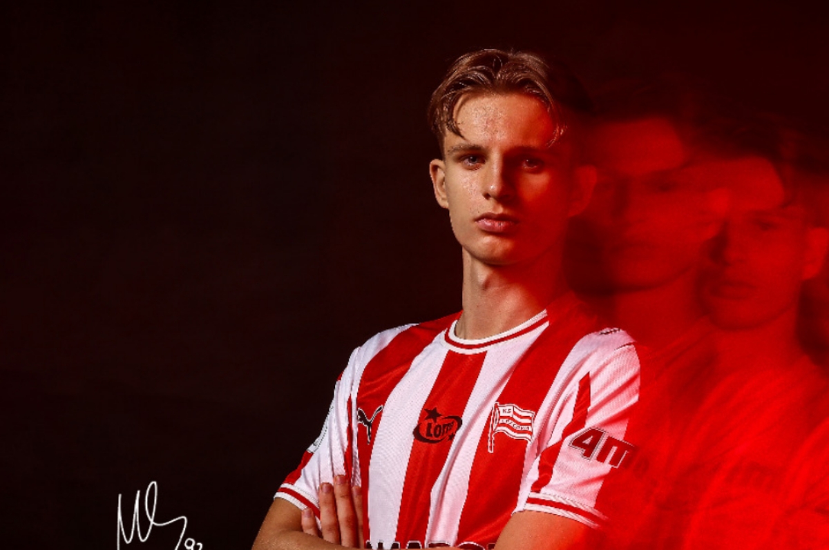 Mateusz Skoczylas zaprezentowany nowym piłkarzem Cracovii
