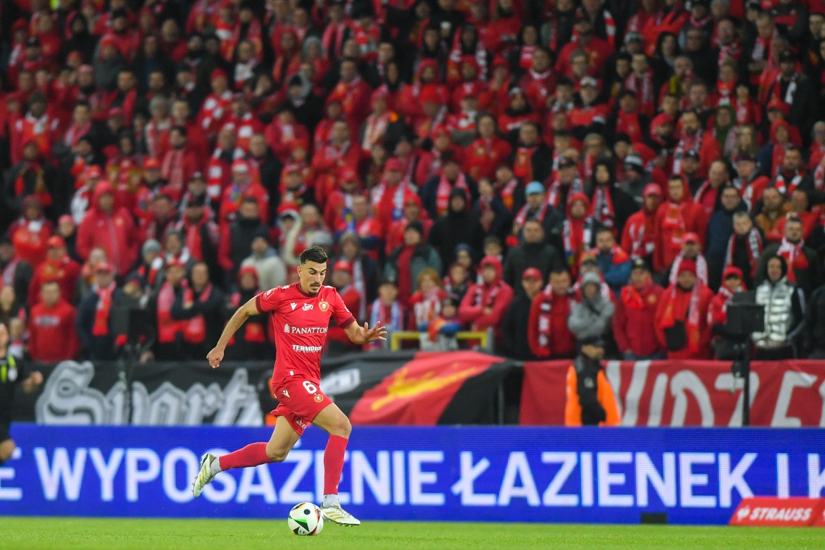 Widzew Juljan Shehu