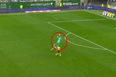 Kuriozalny gol w Ekstraklasie! Ależ błąd bramkarza [WIDEO]