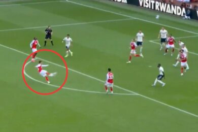 Arsenal wygrał po pięknym golu! Tę bramkę trzeba zobaczyć! [WIDEO]