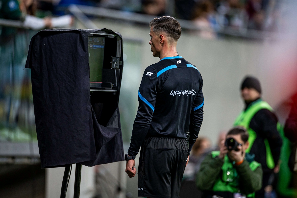 VAR