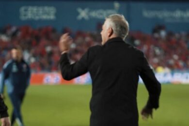 Iordanescu nie wytrzymał. To powiedział sędziemu w przerwie