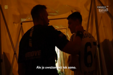 Bartosz Kapustka zaatakowany przez kibiców! “Chore, absurdalne, obrzydliwe”