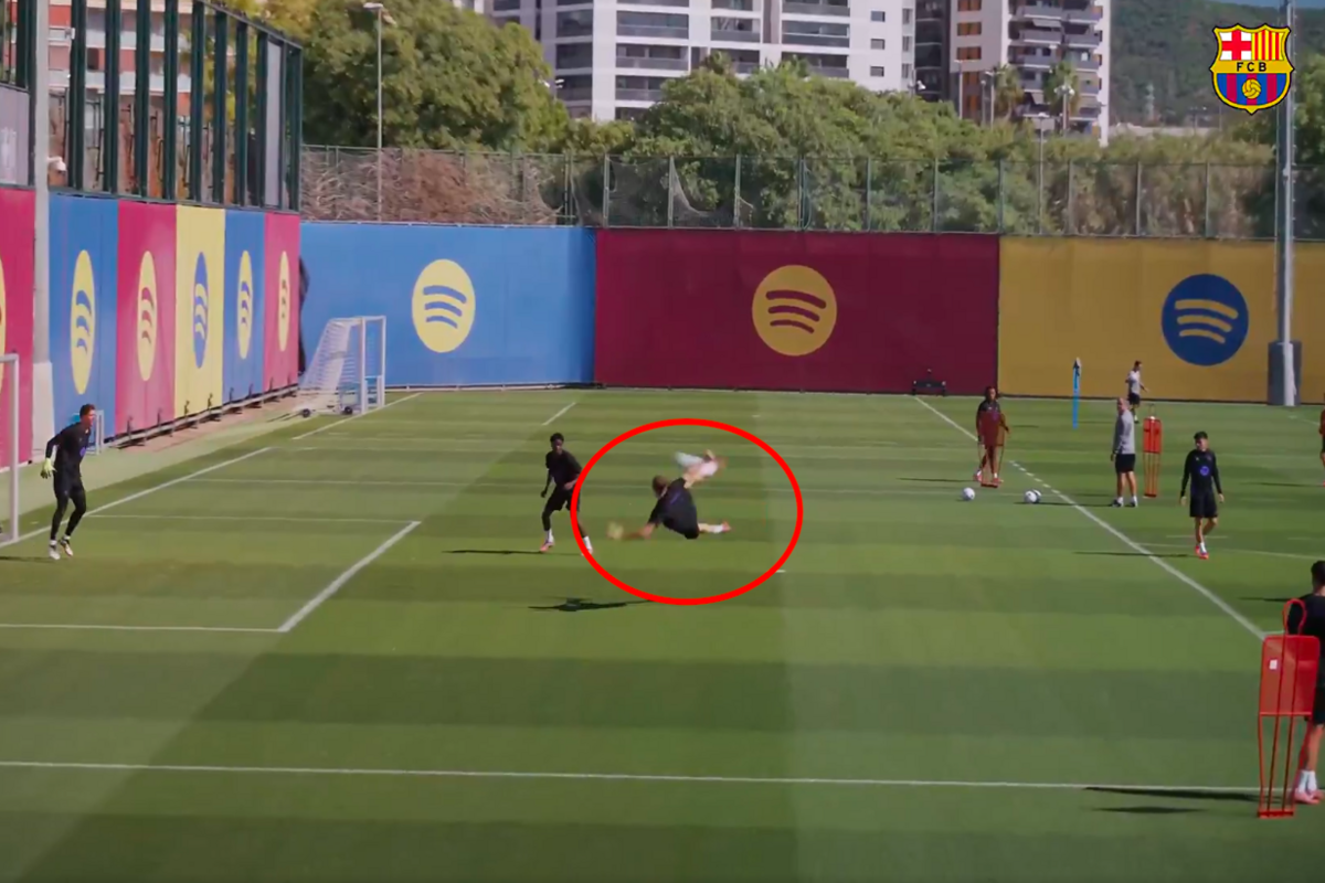 Ależ to zrobił! Piękny gol Roberta Lewandowskiego na treningu Barcelony [WIDEO]