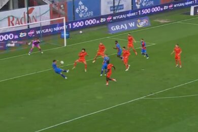 Piast z pierwszą wygraną w tym sezonie! Piękny gol [WIDEO]