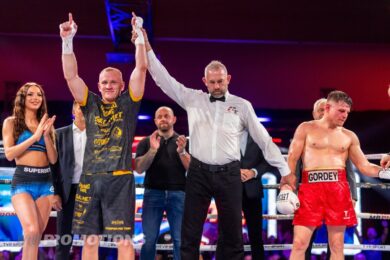 Karol Welter bohaterem MB Boxing Night 25! Kapitalna walka wieczoru [WYNIKI]