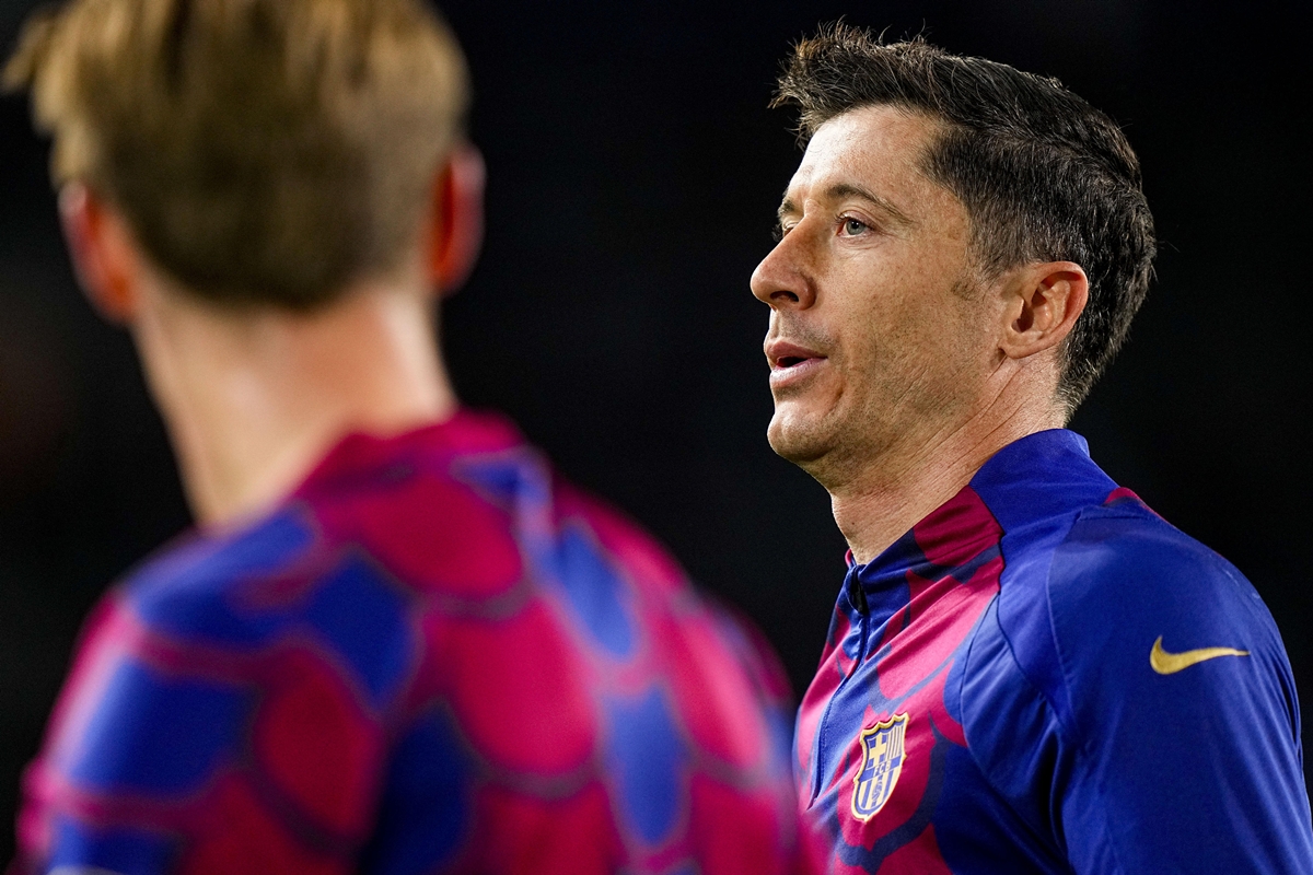 Lewandowski skrytykowany po porażce z PSG. „Całkowicie nieistotny”