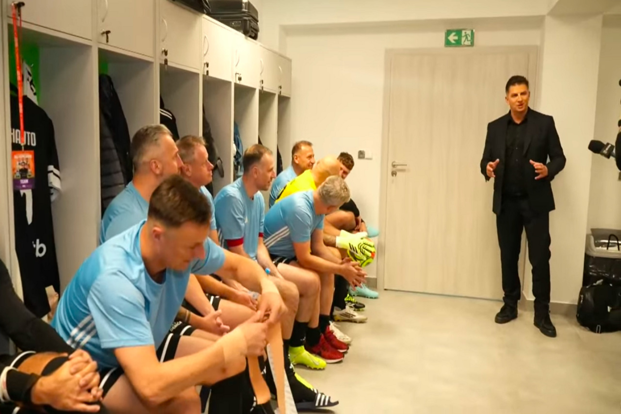 Hit! Mateusz Borek w roli trenera! Nagle cała szatnia wybuchła śmiechem [WIDEO]