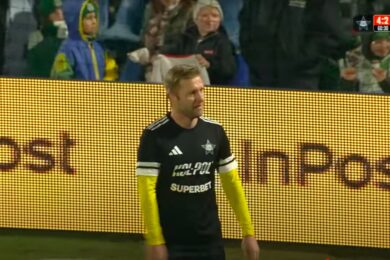 Osiem goli w meczu Kanał Sportowy All Stars – Dębica Legends. Ekipa Mateusza Borka triumfuje! [WIDEO]