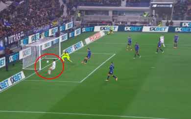 Szalony gol w hicie Serie A! Bramka jak z polskiej Ekstraklasy! [WIDEO]