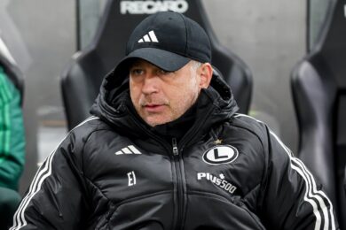 Liczby nie bronią Iordanescu. Poprzednicy wykręcali lepsze