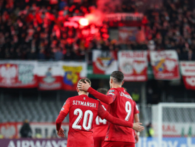 Szymański niczym Deyna, Lewandowski z kolejnym golem! Oto bohaterowie meczu z Litwą [OCENY POLAKÓW]