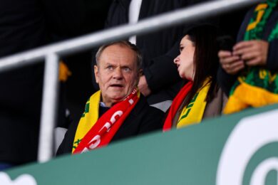 Tusk skomentował obraźliwe okrzyki kibiców. “Mam słabość do tego hasła”