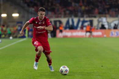 Transfer na linii Legia – Widzew realny! Chodzi o Polaka