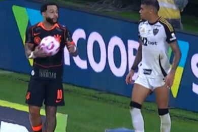 Memphis Depay naprawdę to zrobił! Nikt nie spodziewał się zakończenia [WIDEO]