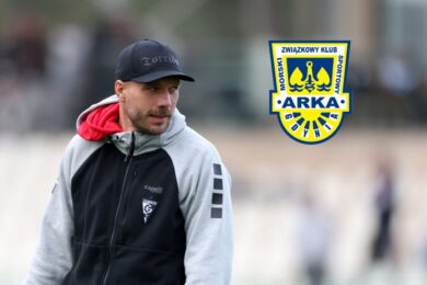 Arka wbija szpilę w Górnika, ten ostro odpowiada. Nagle do gry wkroczył Piast