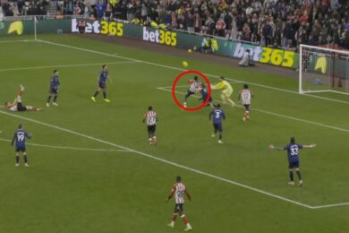 Wpadka lidera Premier League! Beniaminek nie dał za wygraną [WIDEO]