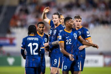 Napastnik reprezentacji Holandii opuścił zgrupowanie. Jest komunikat!