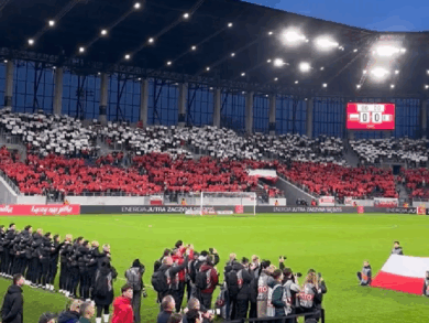 Sceny na meczu młodzieżówki w Szczecinie! „Takiej mody nie było od dawna” [WIDEO]