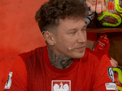 Prezes Stowarzyszenia ujawnia kulisy oprawy. „Oni rzucili race naszymi rękami”