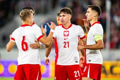 Młodzieżowy reprezentant Polski rozchwytywany! Klub Ekstraklasy podjął decyzję