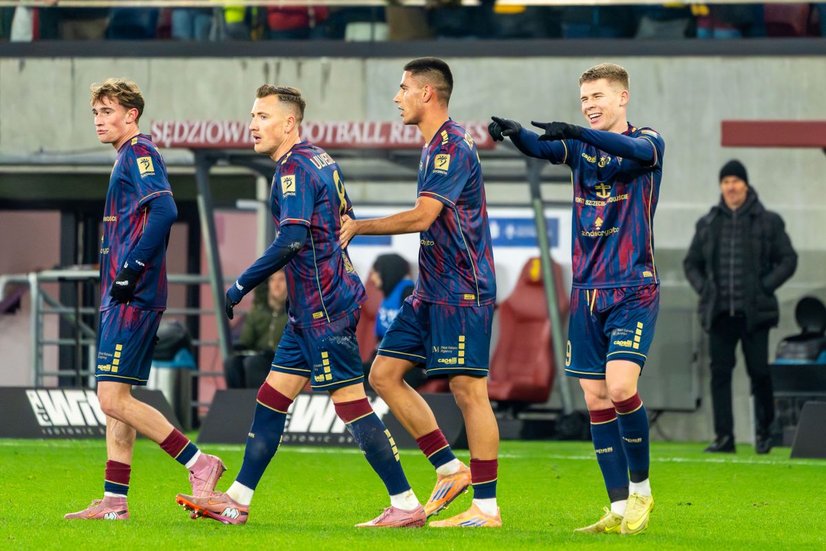 Młodzieżowy reprezentant Polski obserwowany przez klub Premier League! Hit