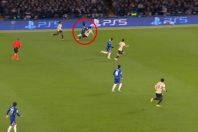 Piłkarz Barcelony się nie popisał. Czerwona kartka w hicie LM [WIDEO]