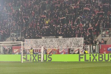 Kibice Rakowa zwrócili się do Marka Papszuna! Jasny przekaz