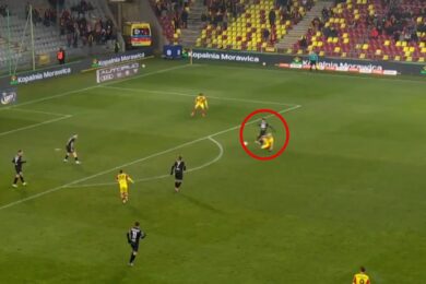 Koniec koszmarnej serii Cracovii. Absurdalny gol na wagę zwycięstwa [WIDEO]