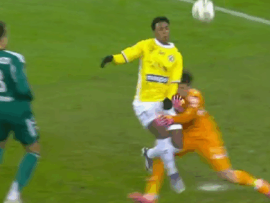 Kacper Tobiasz sprokurował karnego! Już remis w Lublinie [WIDEO]