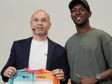 Były piłkarz Barcelony ma nowy biznes! „Z boiska do peletonu”