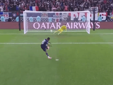 Rosyjski bramkarz ratuje Dembele w finale! PSG z kolejnym trofeum [WIDEO]