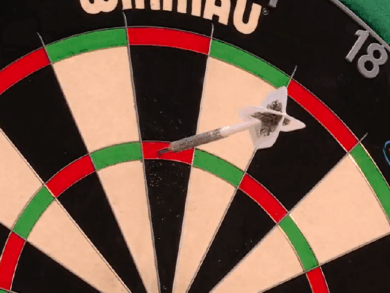 MŚ w darcie: Krzysztof Kciuk zaczyna rywalizację. Oto jego sylwetka