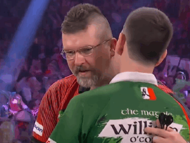 Już tylko jeden Polak został w grze na MŚ w darcie! [WIDEO]