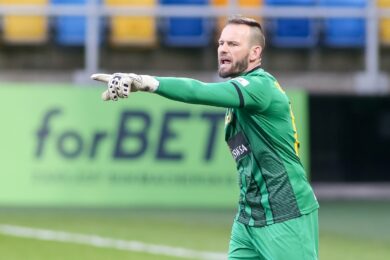 Niegdyś grał w Śląsku Wrocław i Wiśle Kraków. Teraz został dyrektorem sportowym