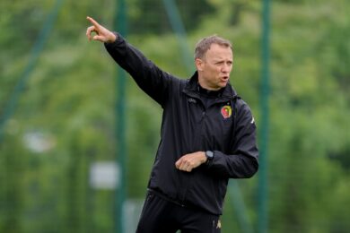 Rafał Grzyb może zostać pierwszym trenerem. Negocjuje z pierwszoligowcem