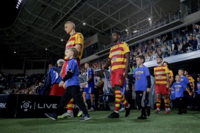 Jagiellonia Białystok zabezpiecza się na potencjalne odejście kluczowego obrońcy?