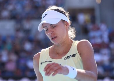 Linette żegna się z Australian Open. Gładko przegrała z Muchovą
